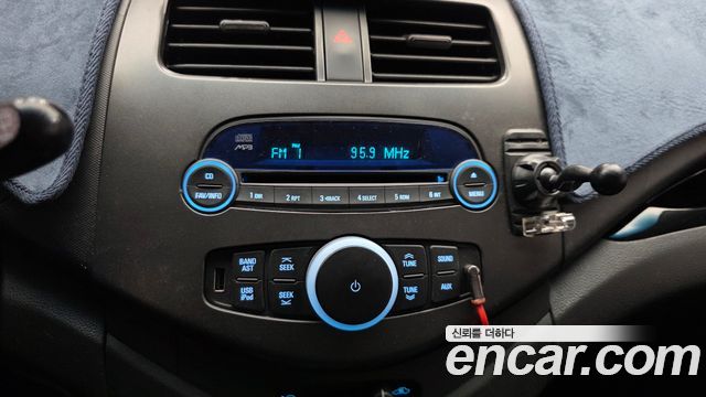Chevrolet Spark LS Star 2012 — фото 36