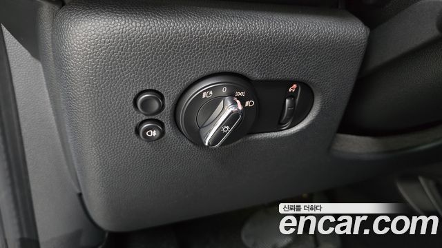 MINI Cooper 5-Door Classic Plus 3rd 2022 — фото 19