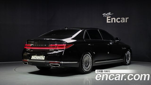 Genesis G90 3.8 AWD Premium Luxury 2019 — фото 2