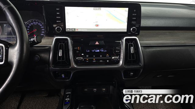 Kia Sorento (IV) Diesel 2.2 4WD Prestige 2023 — фото 13