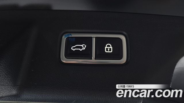 Kia Sorento (IV) Diesel 2.2 4WD Prestige 2023 — фото 17