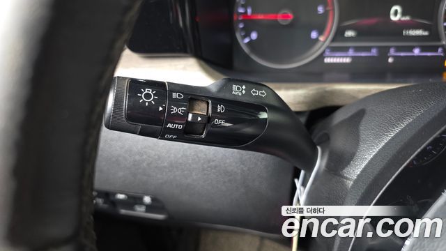 Kia Sorento (IV) Diesel 2.2 4WD Prestige 2023 — фото 28