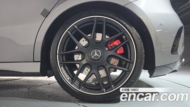 Mercedes-Benz A-Class (W177) AMG A45 S 4MATIC+ Hatchback 2025 — фото 21