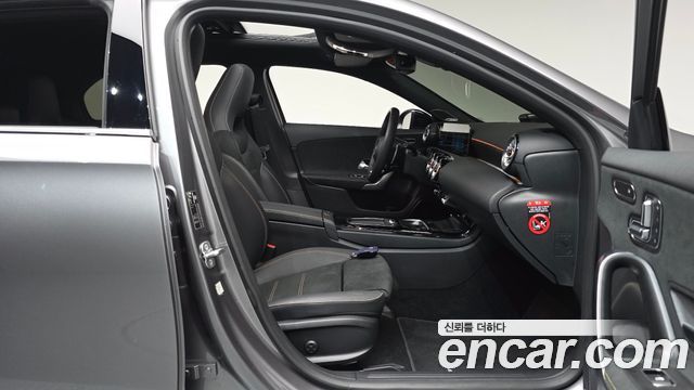 Mercedes-Benz A-Class (W177) AMG A45 S 4MATIC+ Hatchback 2025 — фото 26