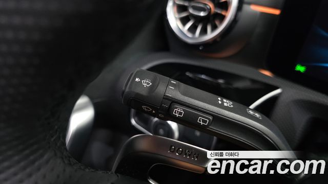 Mercedes-Benz A-Class (W177) AMG A45 S 4MATIC+ Hatchback 2025 — фото 30