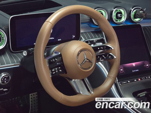 Mercedes-Benz CLE-Class (C236) CLE450 4MATIC Cabriolet 2024 — фото 17
