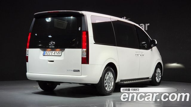 Hyundai Staria L3.5 Cargo 3-Seater Modern 2024 — фото 2