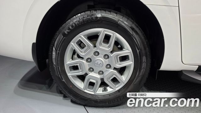 Hyundai Staria L3.5 Cargo 3-Seater Modern 2024 — фото 5