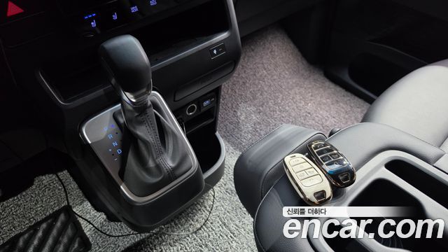 Hyundai Staria L3.5 Cargo 3-Seater Modern 2024 — фото 9