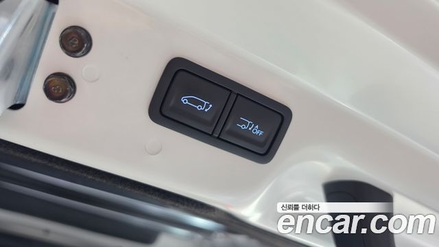Hyundai Staria L3.5 Cargo 3-Seater Modern 2024 — фото 15