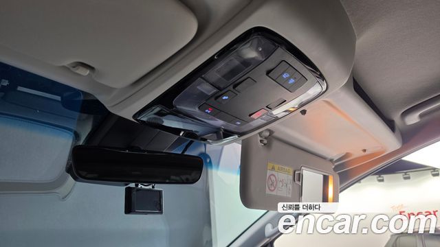 Hyundai Staria L3.5 Cargo 3-Seater Modern 2024 — фото 17