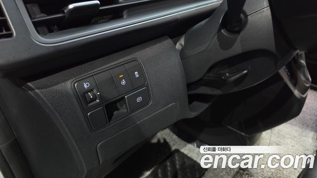 Hyundai Staria L3.5 Cargo 3-Seater Modern 2024 — фото 18