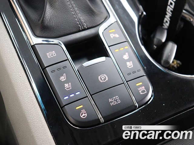 Kia Carnival 7-Seater Limousine VIP 2019 — фото 9