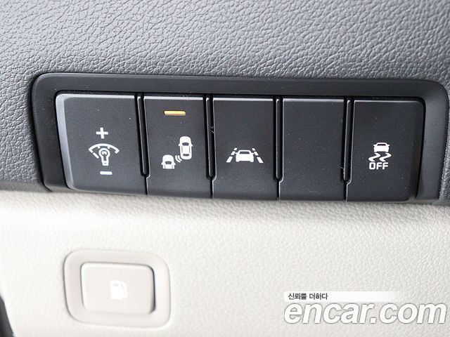 Kia Carnival 7-Seater Limousine VIP 2019 — фото 15