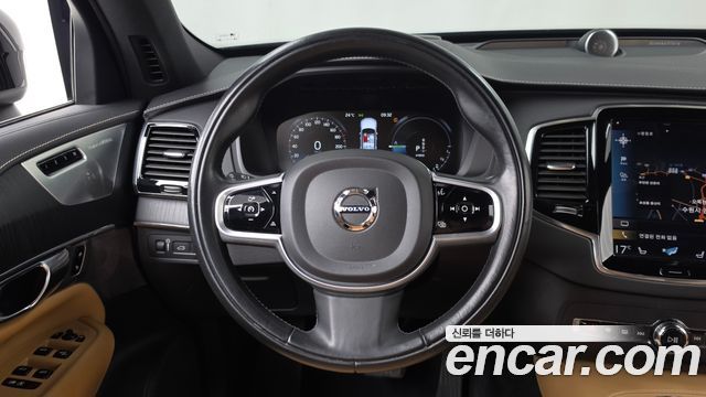 Volvo XC90 (II) T8 Inscription Hybird 2021 — фото 17