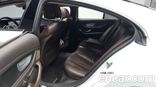 Mercedes-Benz CLS-Class (C257) CLS300d AMG Line 2020 — фото 11