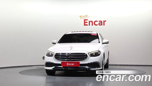 Mercedes-Benz E-Class (W213) E220d 4MATIC Exclusive 2021 — фото 3