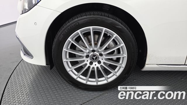 Mercedes-Benz E-Class (W213) E220d 4MATIC Exclusive 2021 — фото 5