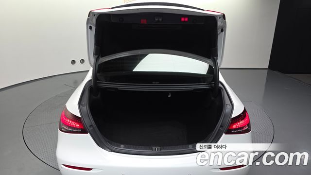 Mercedes-Benz E-Class (W213) E220d 4MATIC Exclusive 2021 — фото 20