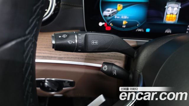 Mercedes-Benz E-Class (W213) E220d 4MATIC Exclusive 2021 — фото 31