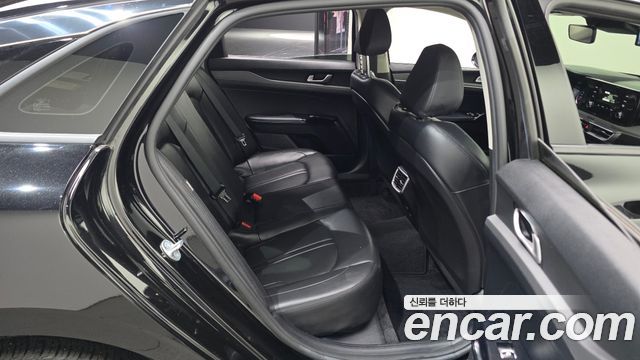 Kia K5 (III) 2.0 Trendy 2023 — фото 16