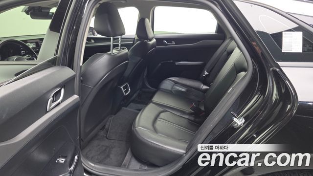 Kia K5 (III) 2.0 Trendy 2023 — фото 32