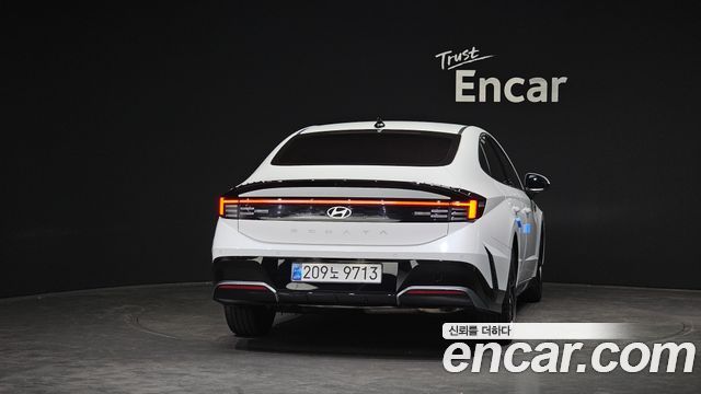 Hyundai Sonata The Edge (DN8) 1.6 Turbo Exclusive 2024 — фото 4