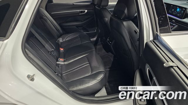 Hyundai Sonata The Edge (DN8) 1.6 Turbo Exclusive 2024 — фото 11