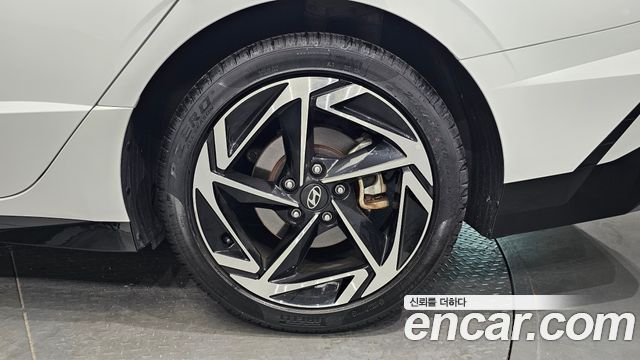 Hyundai Sonata The Edge (DN8) 1.6 Turbo Exclusive 2024 — фото 21