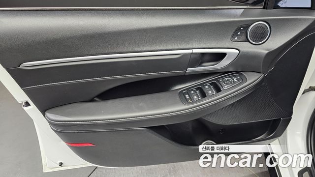 Hyundai Sonata The Edge (DN8) 1.6 Turbo Exclusive 2024 — фото 24