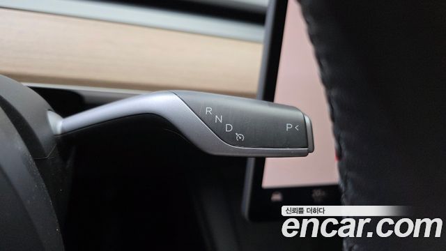 Tesla Model Y Long Range AWD 2022 — фото 9