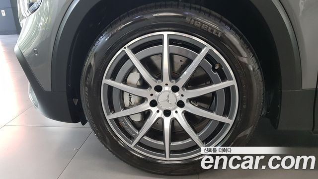 Mercedes-Benz GLB-Class (X247) AMG GLB35 4MATIC 2023 — фото 5
