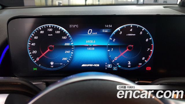 Mercedes-Benz GLB-Class (X247) AMG GLB35 4MATIC 2023 — фото 8