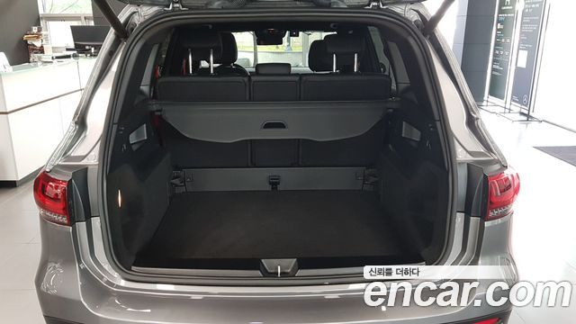 Mercedes-Benz GLB-Class (X247) AMG GLB35 4MATIC 2023 — фото 15