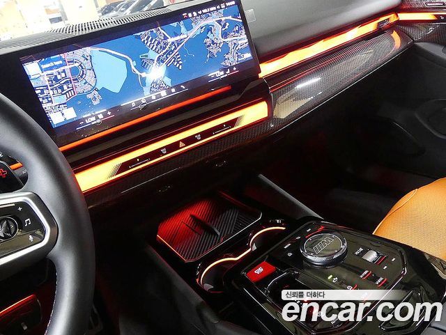 BMW M5 (G90) M5 Sedan 2025 — фото 17