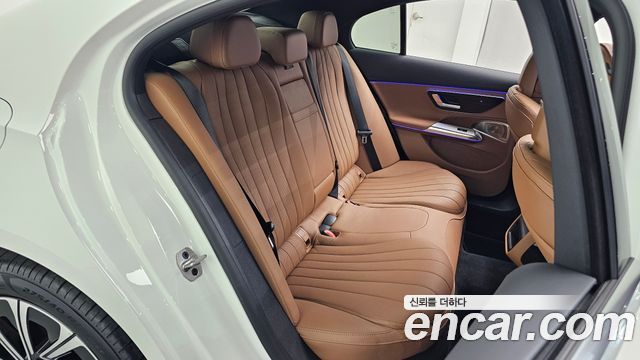 Mercedes-Benz E-Class (W214) E300 4MATIC Exclusive 2025 — фото 11
