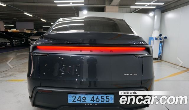 Tesla Model Y Long Range AWD 2025 — фото 7
