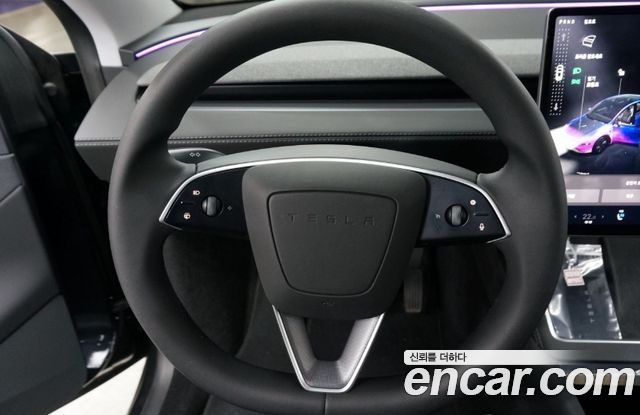 Tesla Model Y Long Range AWD 2025 — фото 18