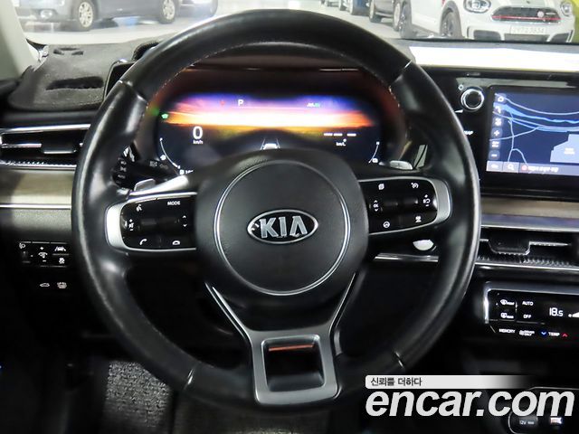 Kia K5 Hybrid (III) Signature 2021 — фото 21