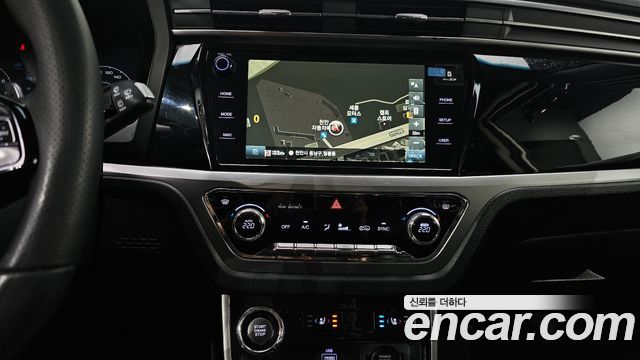 KG Mobility (SsangYong) Beautiful Korando Gasoline 1.5 2WD C5 Plus 2021 — фото 15
