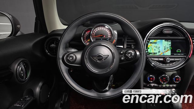 MINI Cooper HIGH Third Generation 2019 — фото 13