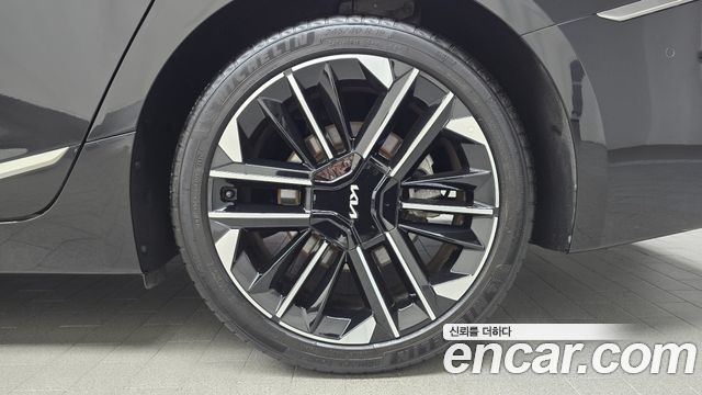 Kia K8 Hybrid Signature 2025 — фото 21