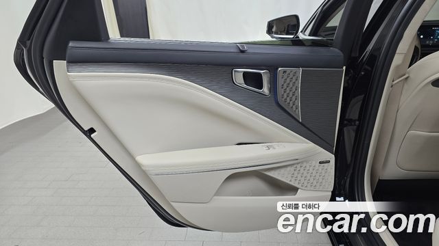 Kia K8 Hybrid Signature 2025 — фото 25