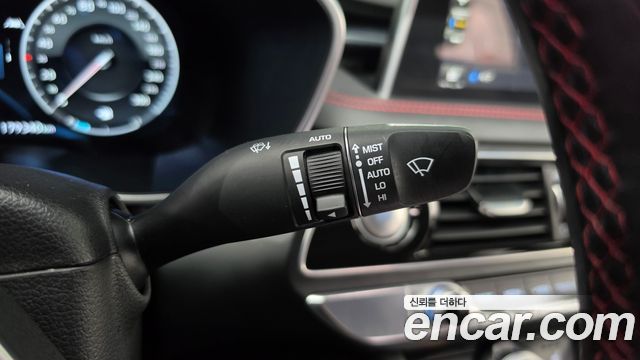 Genesis G70 3.3T Sport AWD Prestige 2019 — фото 18