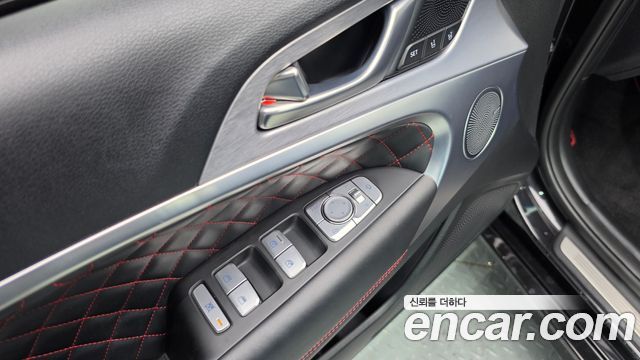 Genesis G70 3.3T Sport AWD Prestige 2019 — фото 20