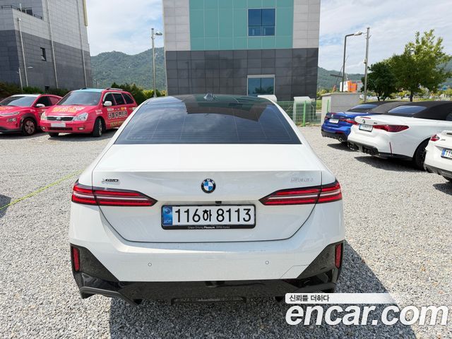 BMW 5 Series (G60) 530i xDrive M Sport 2026 — фото 4