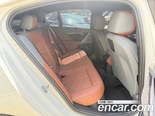 BMW 5 Series (G60) 530i xDrive M Sport 2026 — фото 10