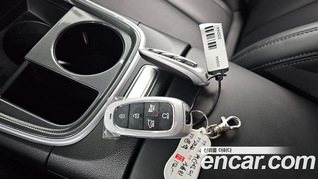 Hyundai Santa Fe Gasoline 2.5T 2WD Prestige 2022 — фото 17