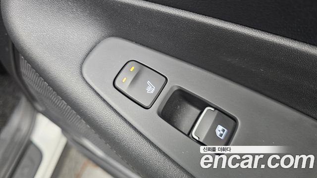Hyundai Santa Fe Gasoline 2.5T 2WD Prestige 2022 — фото 19