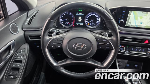 Hyundai Sonata (DN8) 2.0 Premium Plus 2022 — фото 17